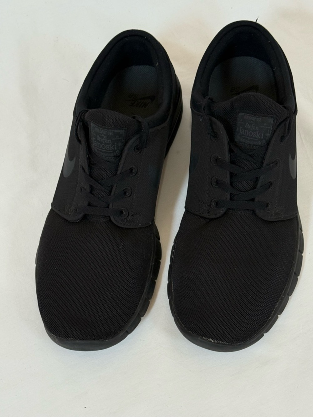 Nike Men’s Stefan Janoski Canvas Sneakers - Black Size 11